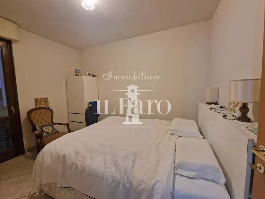 Immagine 18 di Appartamento in vendita  a Firenze