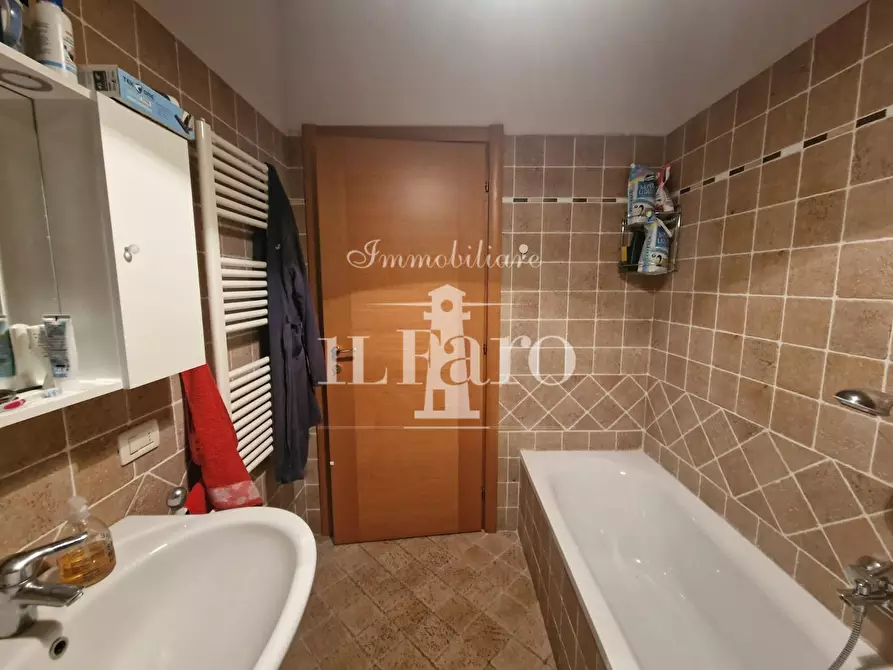 Immagine 25 di Appartamento in vendita  a Firenze