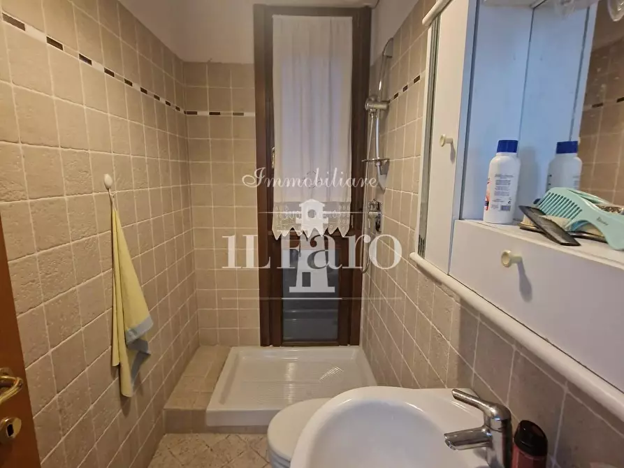 Immagine 24 di Appartamento in vendita  a Firenze