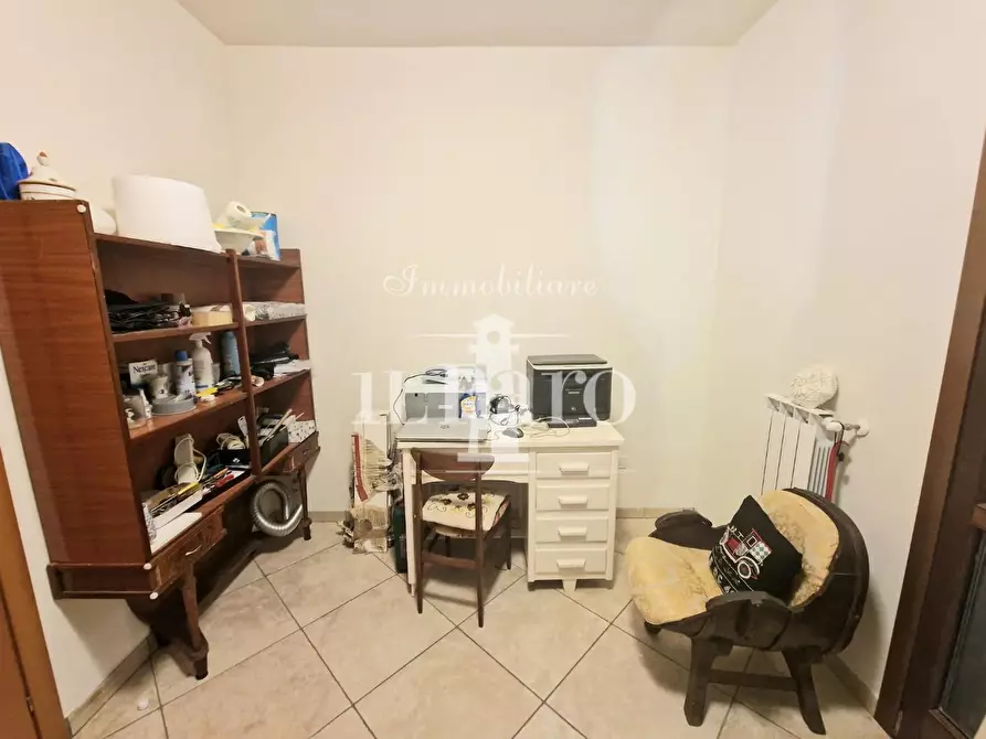 Immagine 9 di Appartamento in vendita  a Firenze