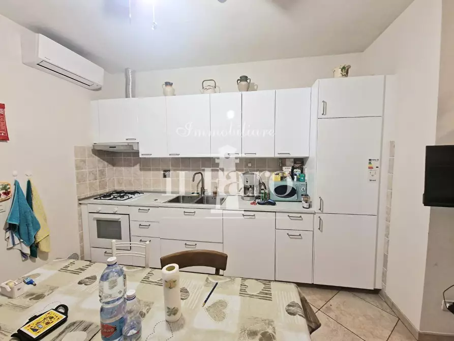 Immagine 2 di Appartamento in vendita  a Firenze