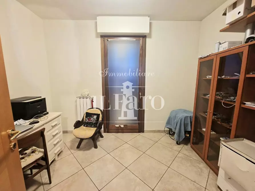 Immagine 8 di Appartamento in vendita  a Firenze