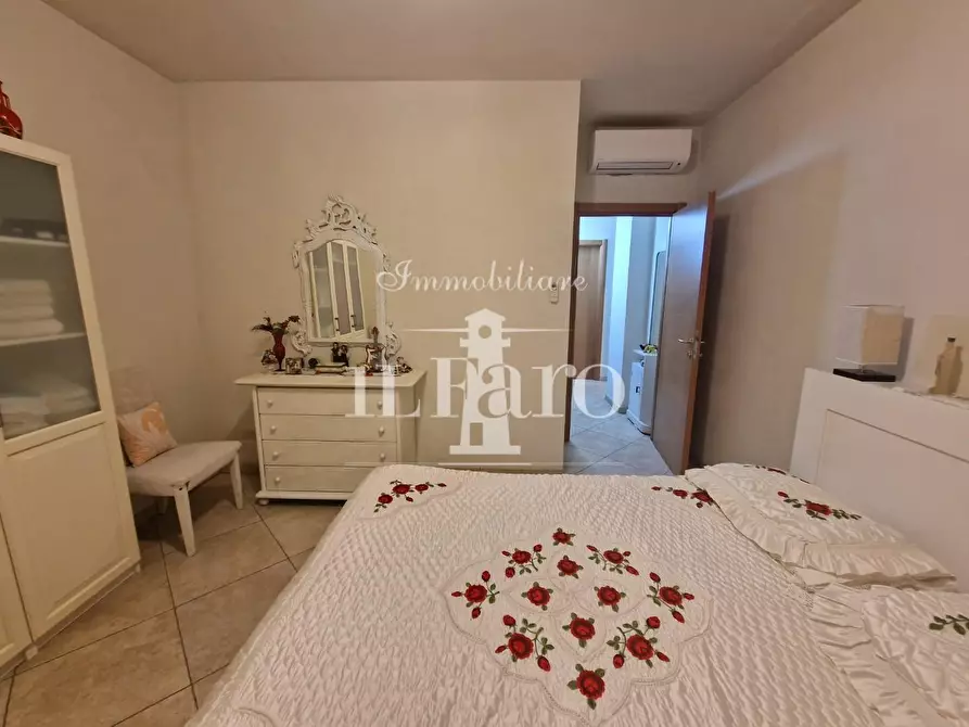 Immagine 13 di Appartamento in vendita  a Firenze