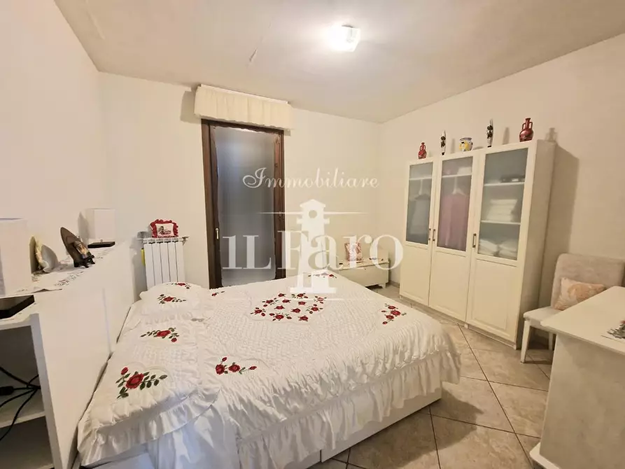 Immagine 11 di Appartamento in vendita  a Firenze