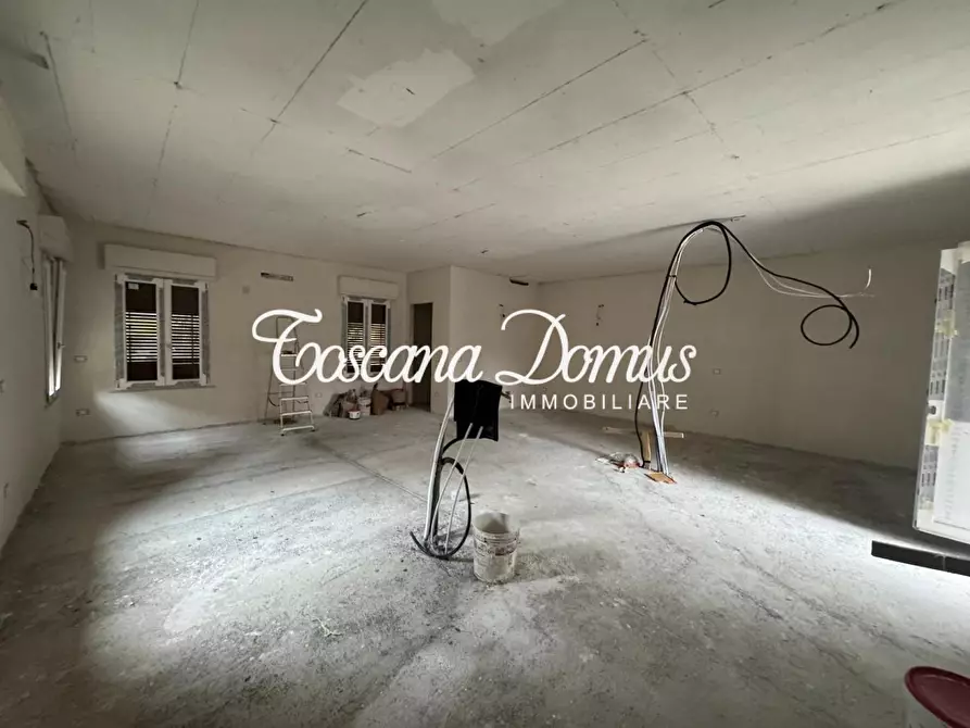 Immagine 6 di Appartamento in vendita  a Siena