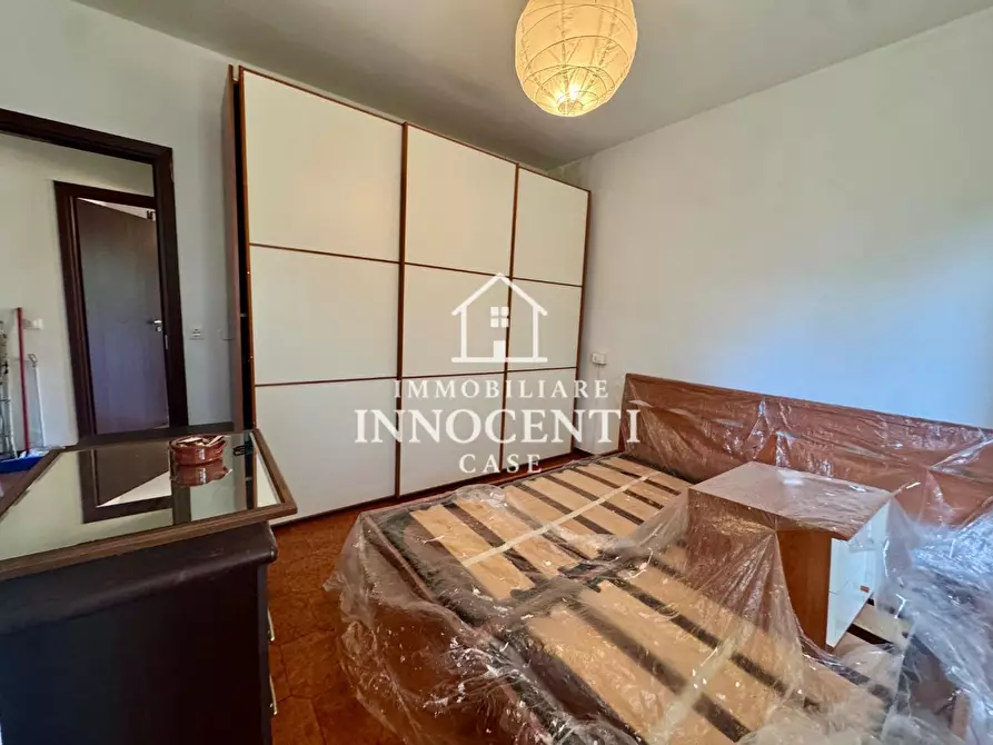 Immagine 11 di Casa bifamiliare in vendita  a Montignoso