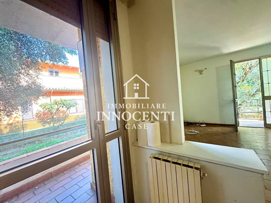 Immagine 6 di Casa bifamiliare in vendita  a Montignoso