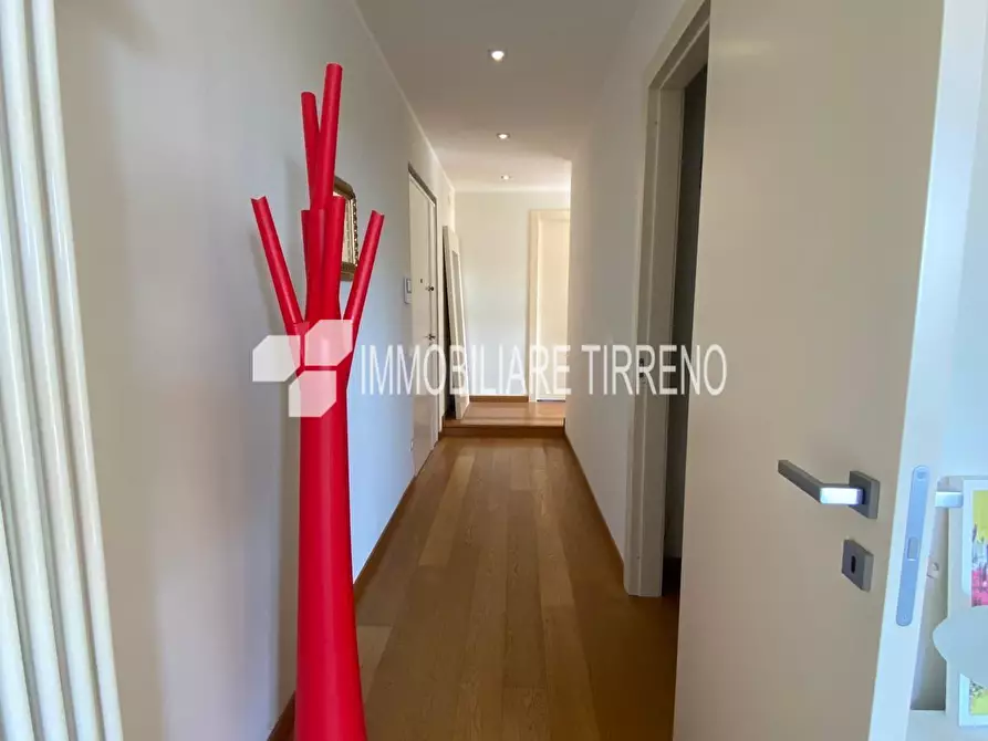 Immagine 7 di Appartamento in vendita  a Massa