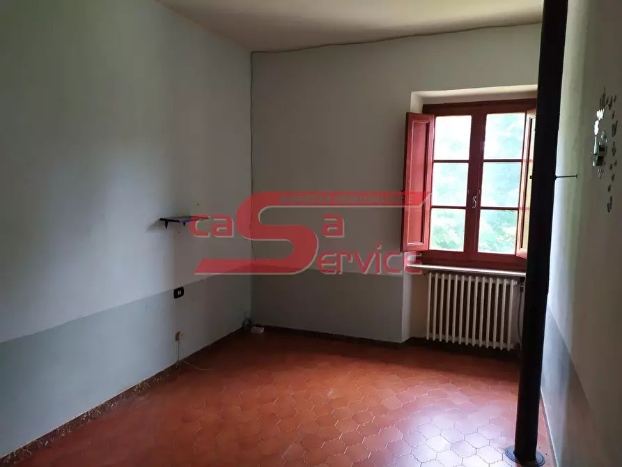 Immagine 11 di Casa colonica in vendita  a Serravalle Pistoiese