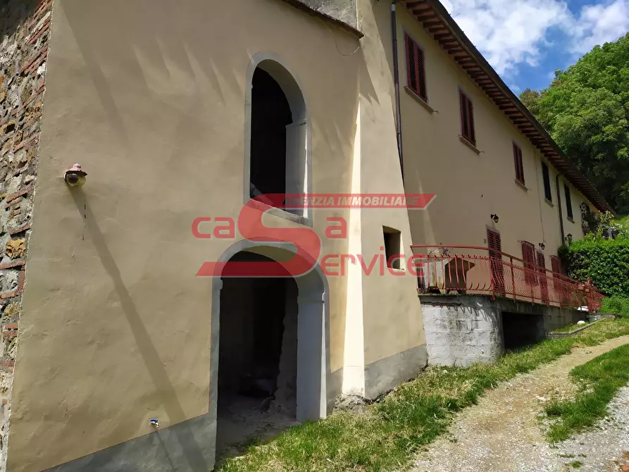 Immagine 7 di Casa colonica in vendita  a Serravalle Pistoiese