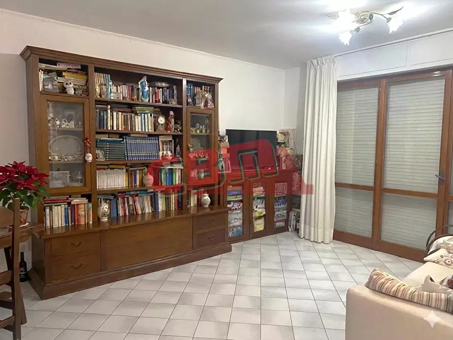 Immagine 5 di Appartamento in vendita  a Livorno