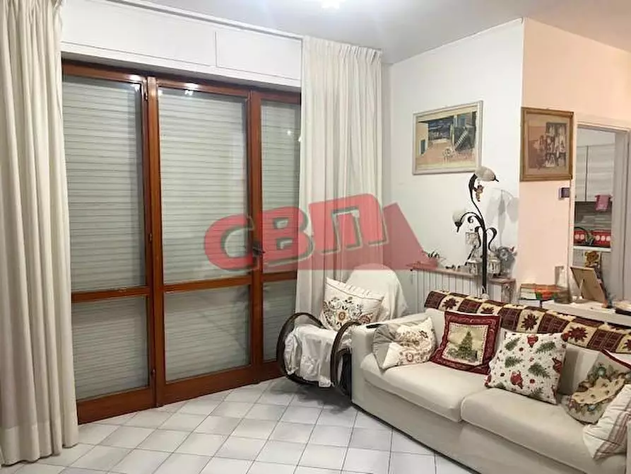 Immagine 2 di Appartamento in vendita  a Livorno