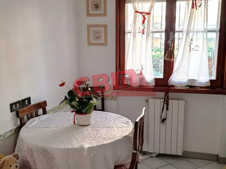 Immagine 8 di Appartamento in vendita  a Livorno