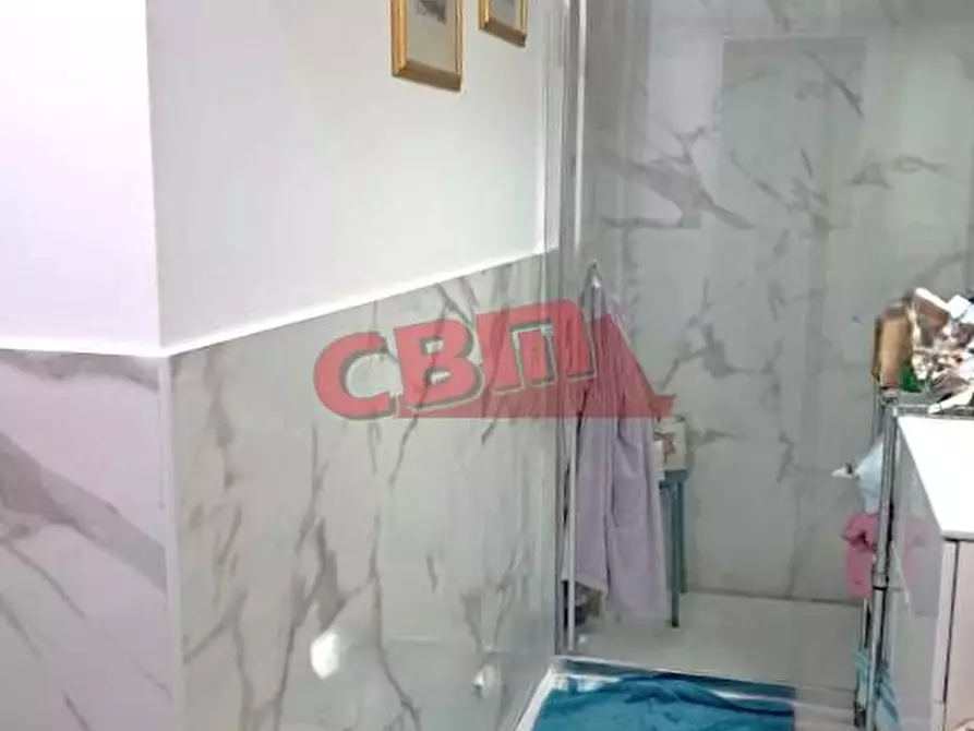 Immagine 13 di Appartamento in vendita  a Livorno