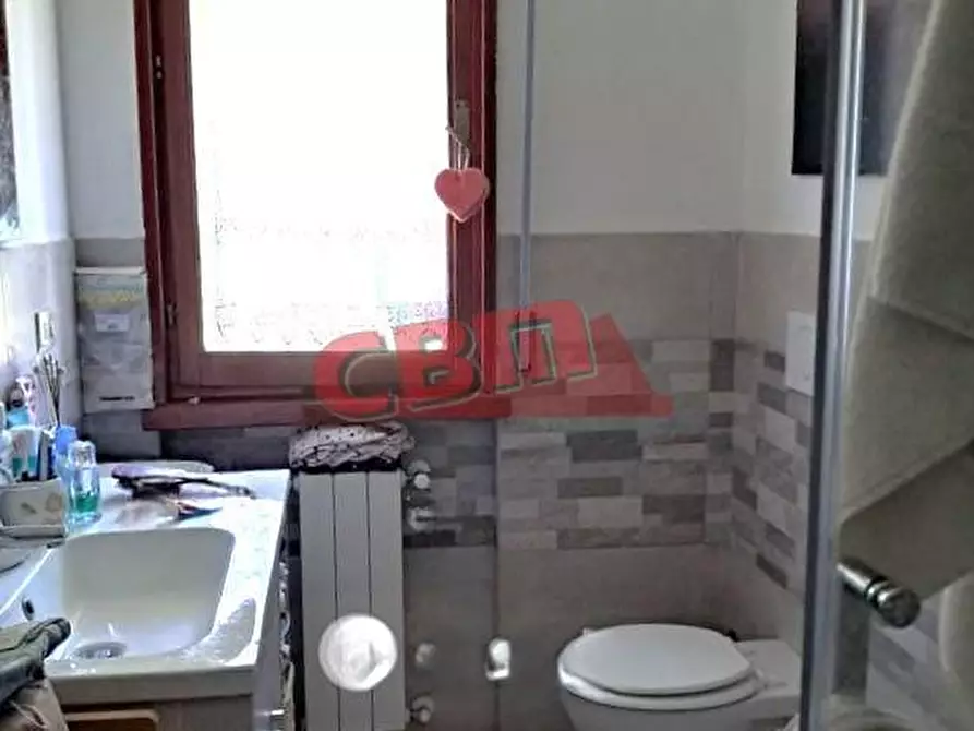 Immagine 12 di Appartamento in vendita  a Livorno