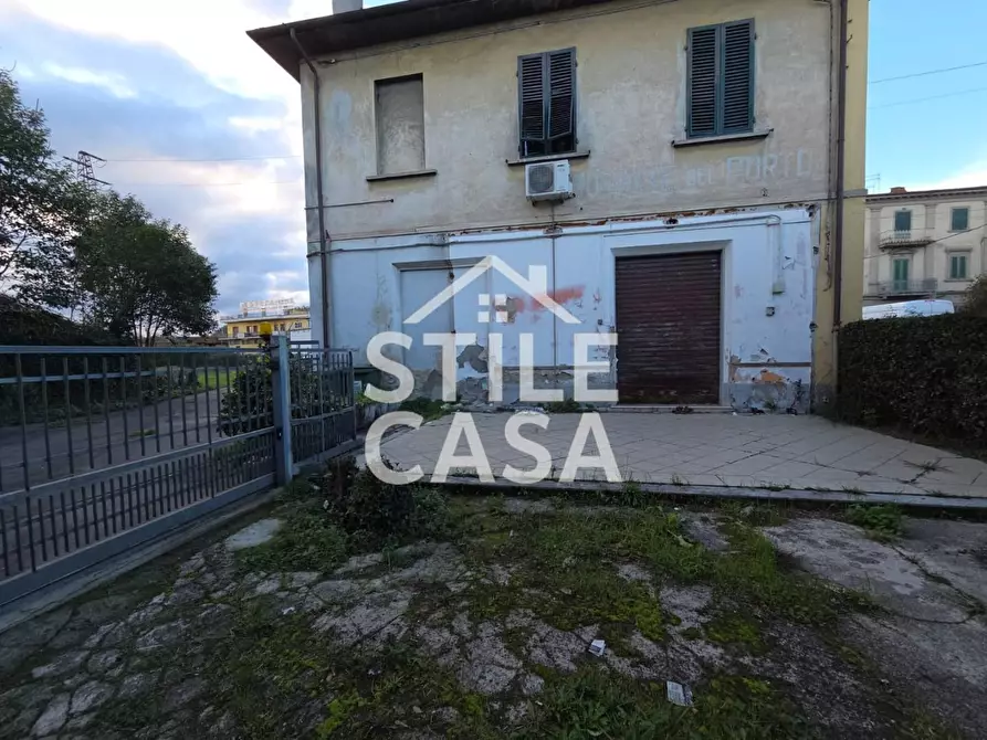 Immagine 4 di Locale commerciale in vendita  a Altopascio