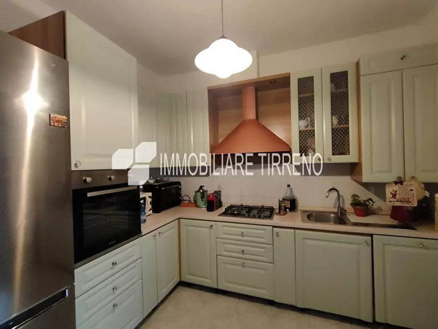 Immagine 6 di Appartamento in vendita  a Massa