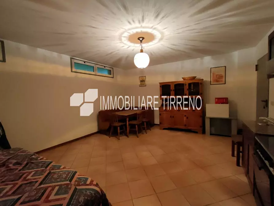 Immagine 21 di Appartamento in vendita  a Massa