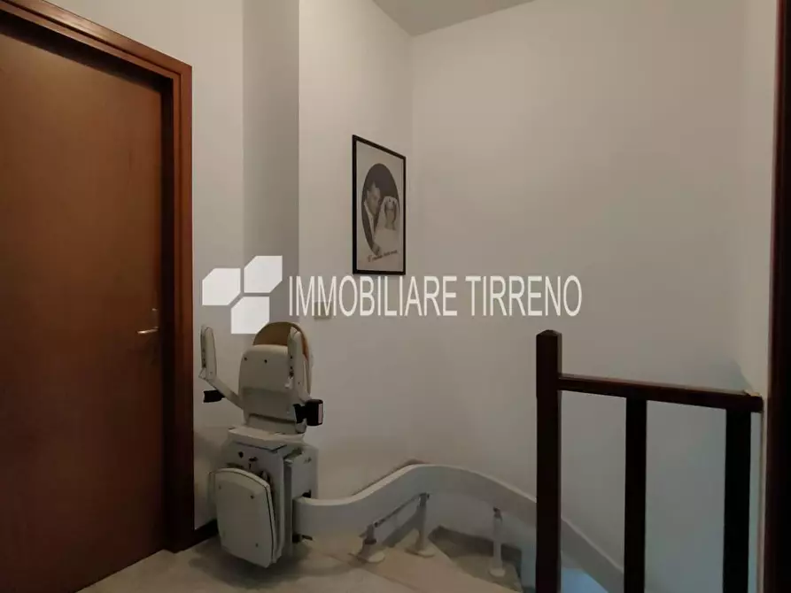 Immagine 10 di Appartamento in vendita  a Massa