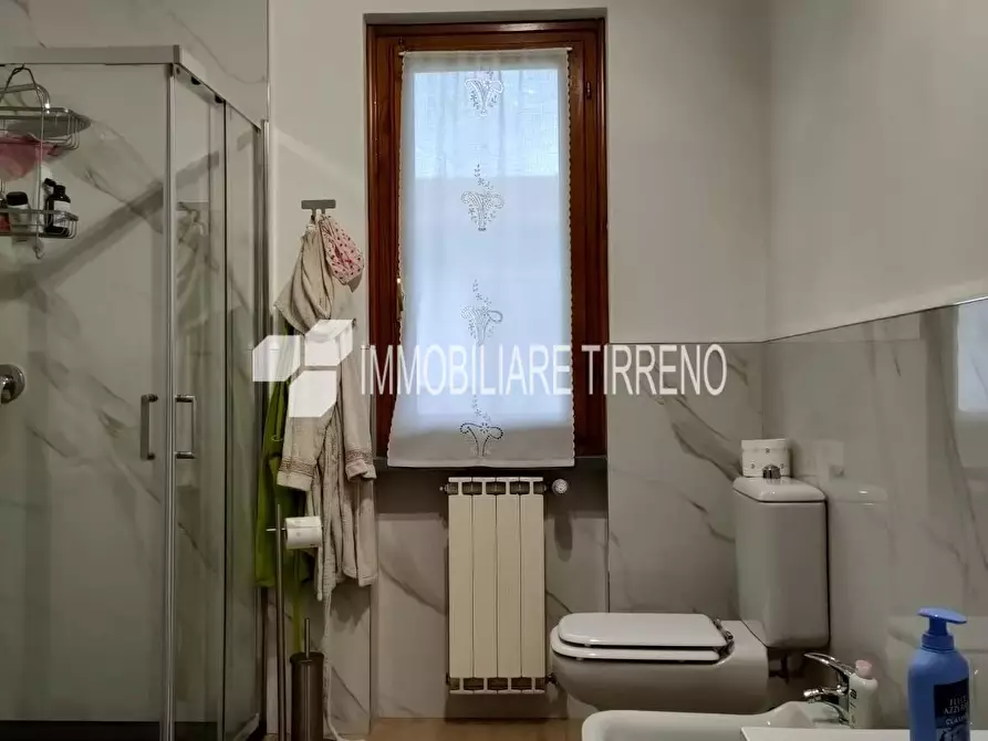 Immagine 19 di Appartamento in vendita  a Massa