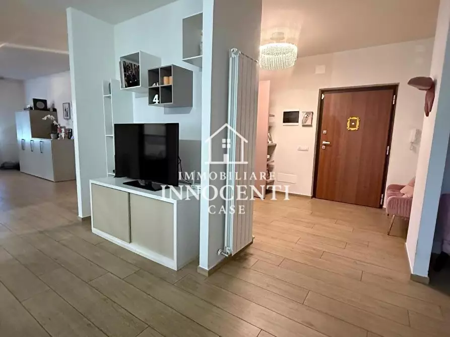 Immagine 29 di Appartamento in vendita  a Massa