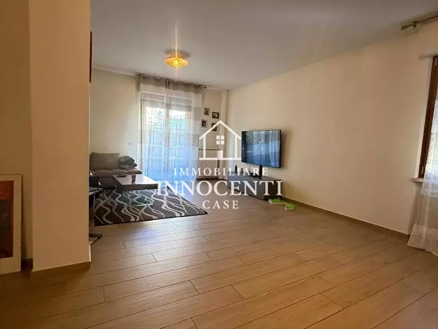 Immagine 9 di Appartamento in vendita  a Massa