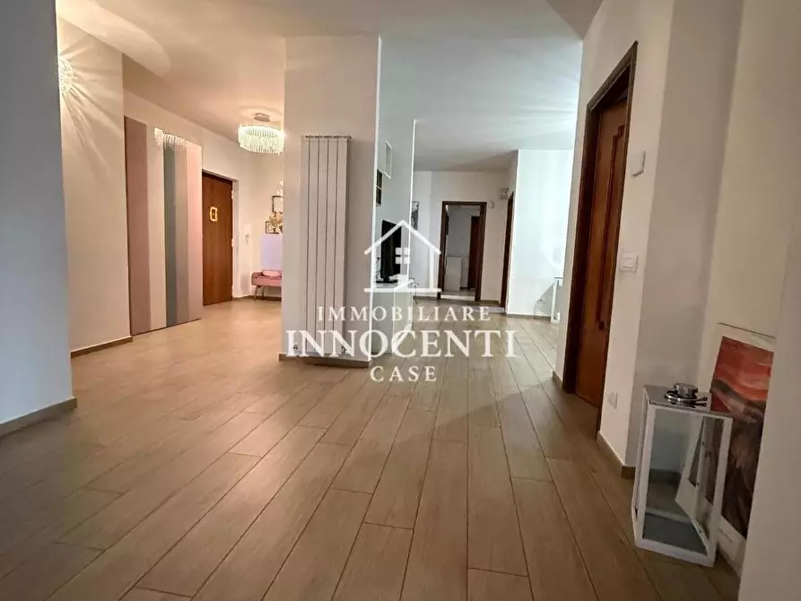 Immagine 14 di Appartamento in vendita  a Massa