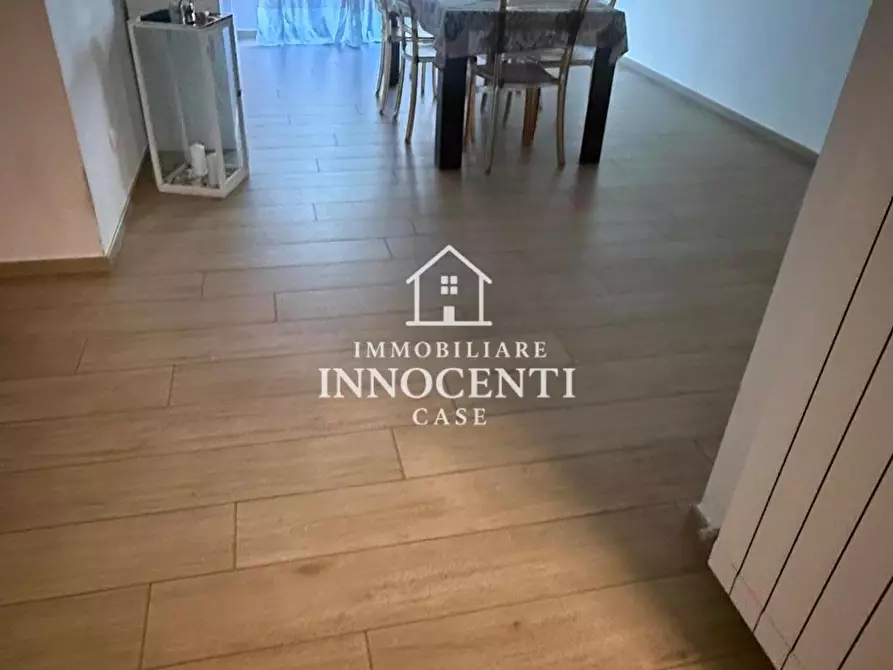 Immagine 61 di Appartamento in vendita  a Massa