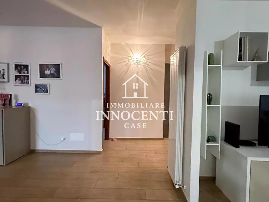 Immagine 21 di Appartamento in vendita  a Massa