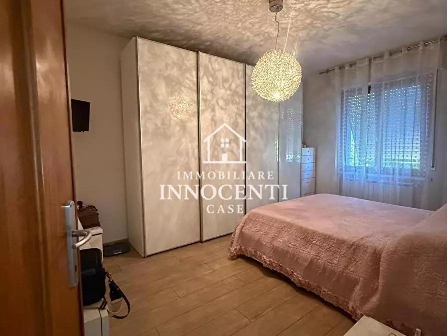 Immagine 34 di Appartamento in vendita  a Massa