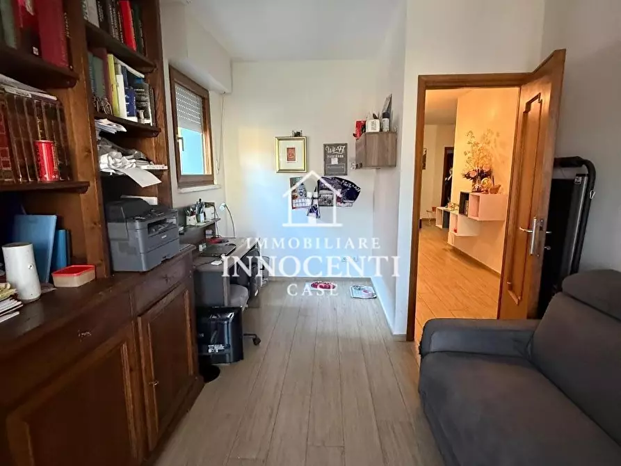 Immagine 5 di Appartamento in vendita  a Massa