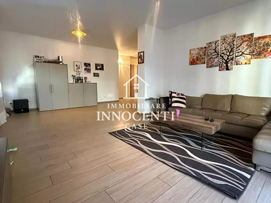 Immagine 12 di Appartamento in vendita  a Massa