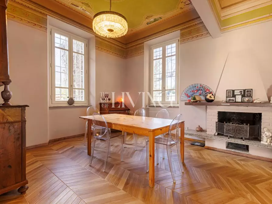 Immagine 8 di Villa in vendita  a Lucca