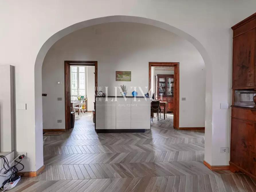Immagine 6 di Villa in vendita  a Lucca