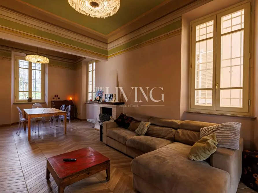 Immagine 13 di Villa in vendita  a Lucca