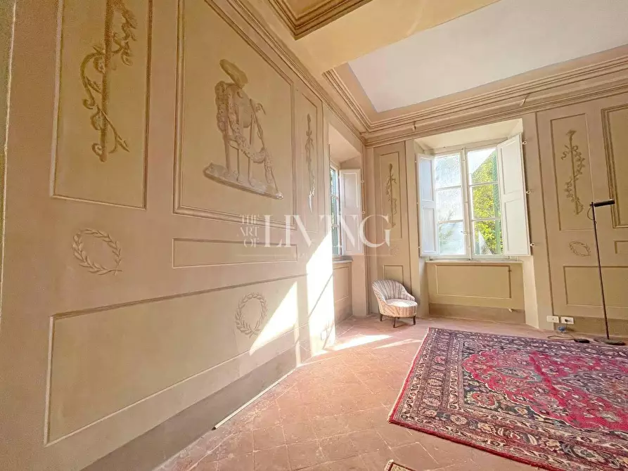 Immagine 23 di Villa in vendita  a Capannori