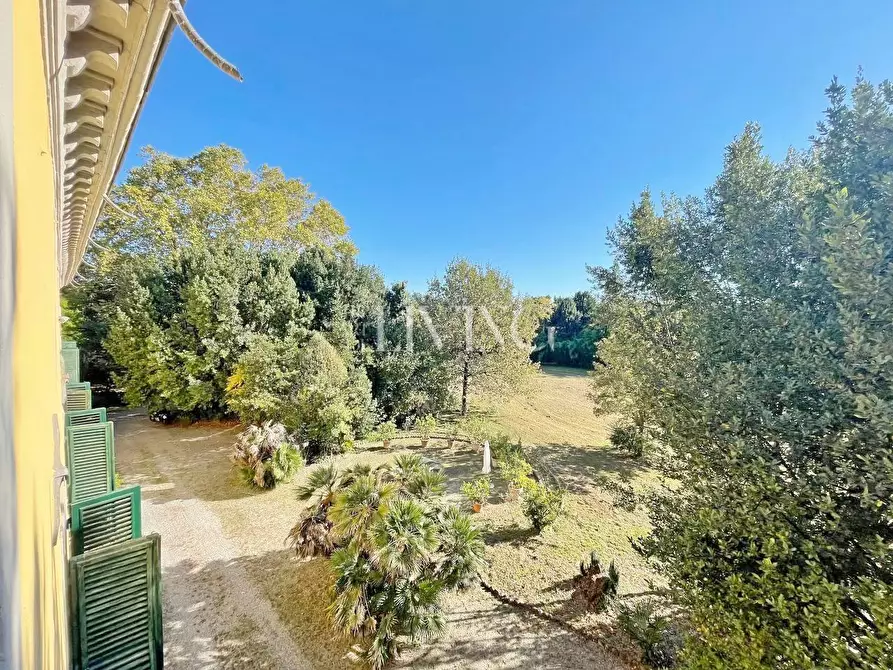 Immagine 22 di Villa in vendita  a Capannori