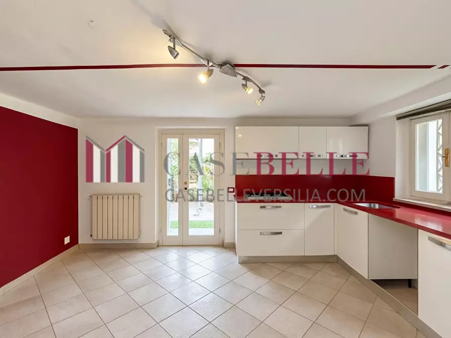 Immagine 28 di Casa bifamiliare in vendita  a Camaiore