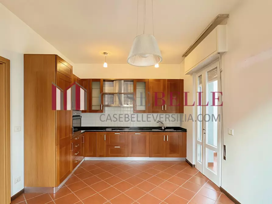 Immagine 9 di Casa bifamiliare in vendita  a Camaiore