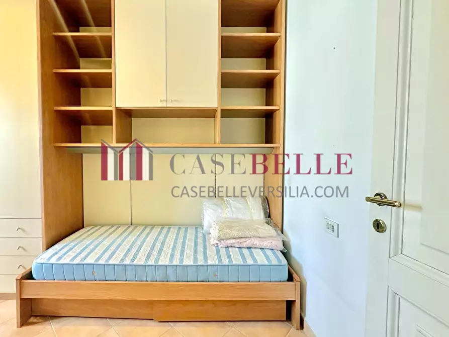 Immagine 23 di Casa bifamiliare in vendita  a Camaiore