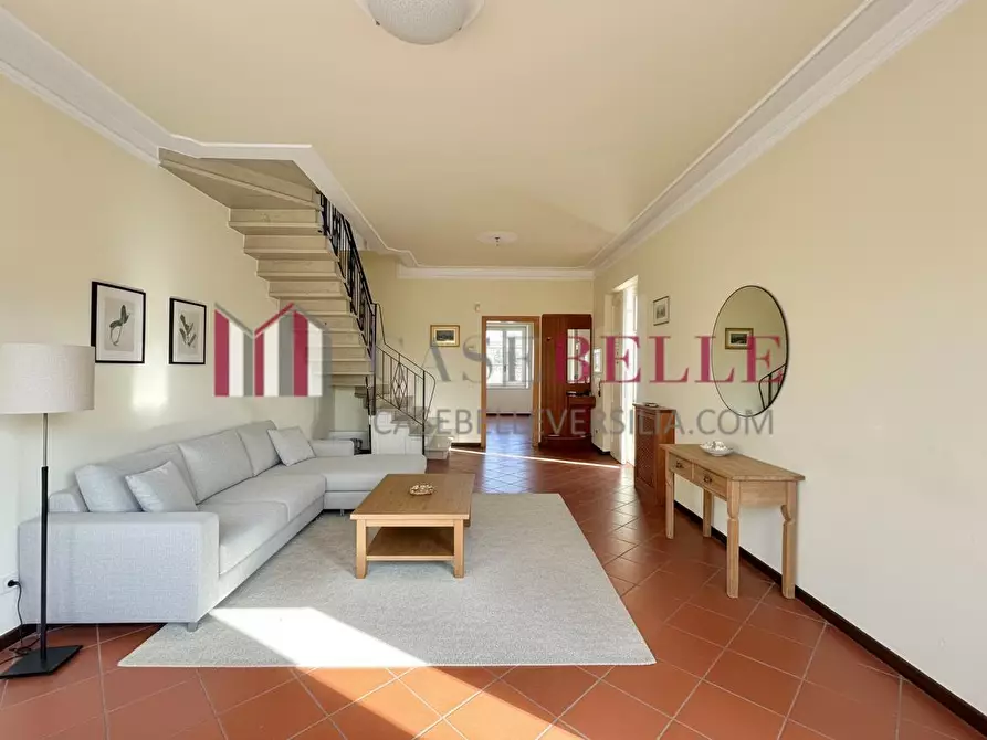 Immagine 6 di Casa bifamiliare in vendita  a Camaiore