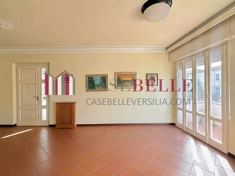 Immagine 5 di Casa bifamiliare in vendita  a Camaiore