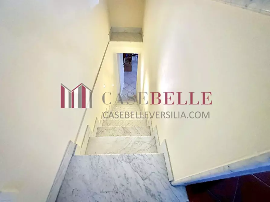 Immagine 27 di Casa bifamiliare in vendita  a Camaiore