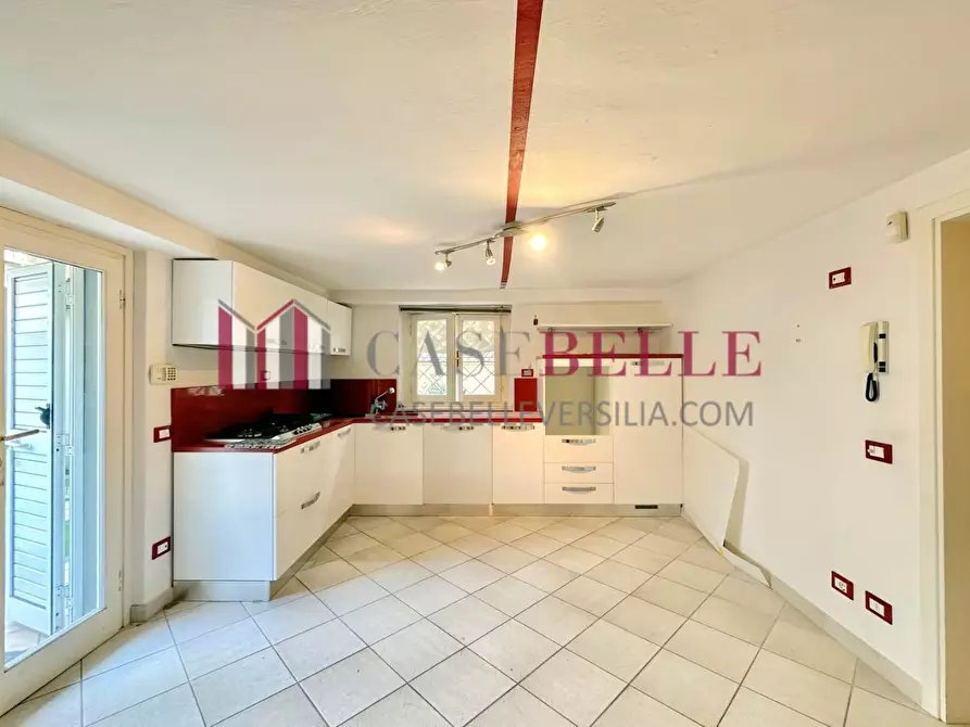 Immagine 29 di Casa bifamiliare in vendita  a Camaiore