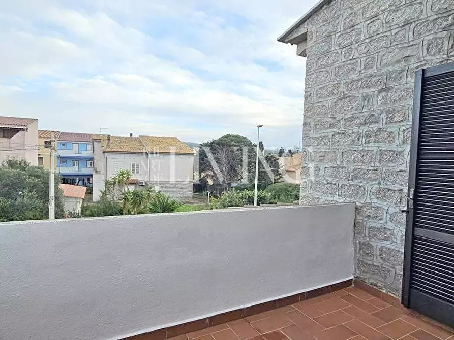 Immagine 11 di Appartamento in vendita  a Santa Teresa Gallura