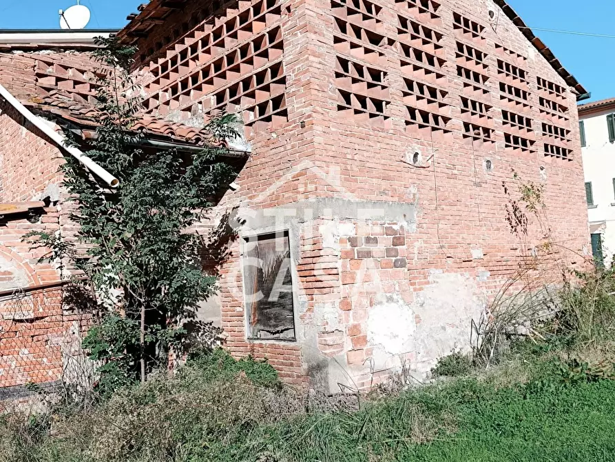 Immagine 7 di Deposito in vendita  a Castelfranco Di Sotto