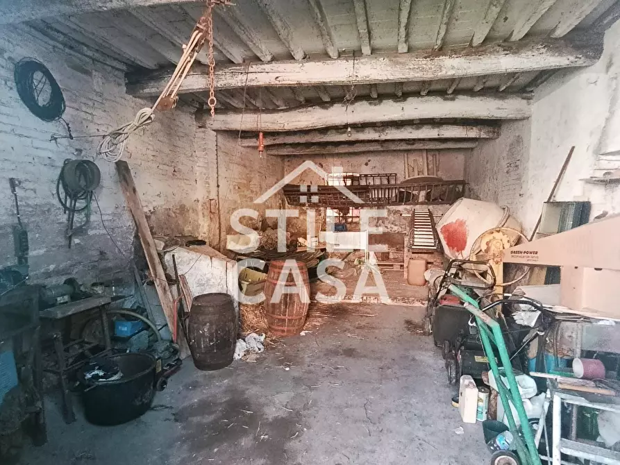 Immagine 8 di Deposito in vendita  a Castelfranco Di Sotto