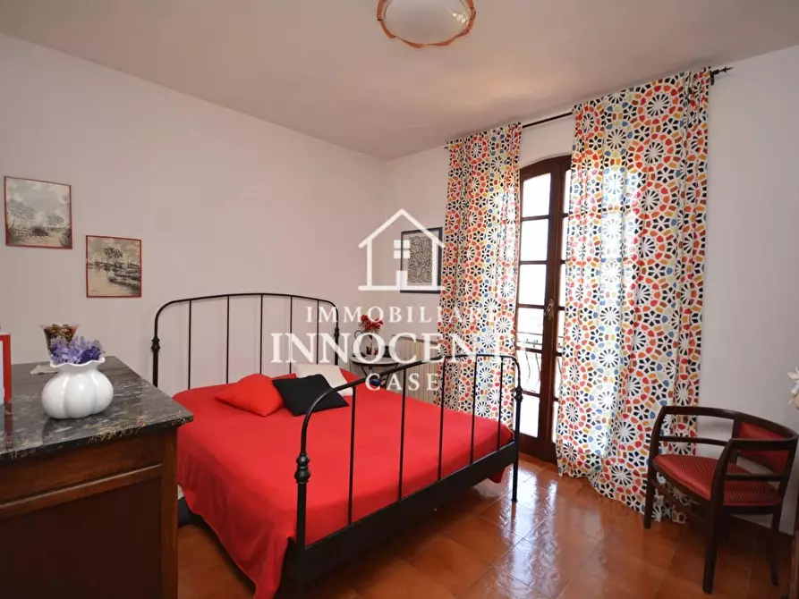 Immagine 18 di Villa in vendita  a Montignoso