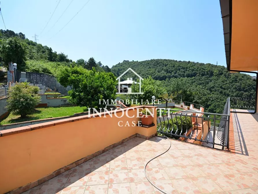 Immagine 28 di Villa in vendita  a Montignoso