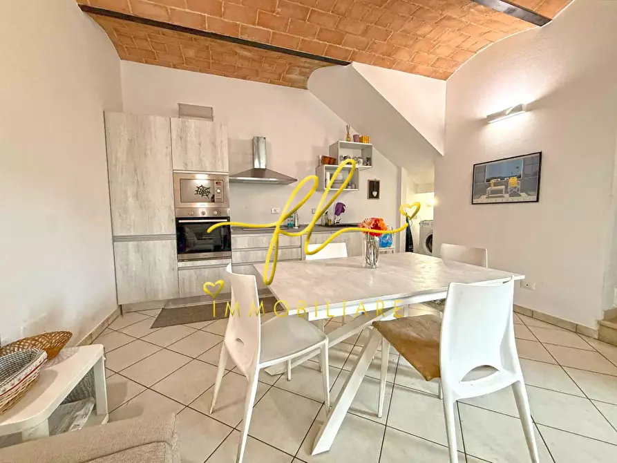 Immagine 1 di Appartamento in vendita  a Rosignano Marittimo